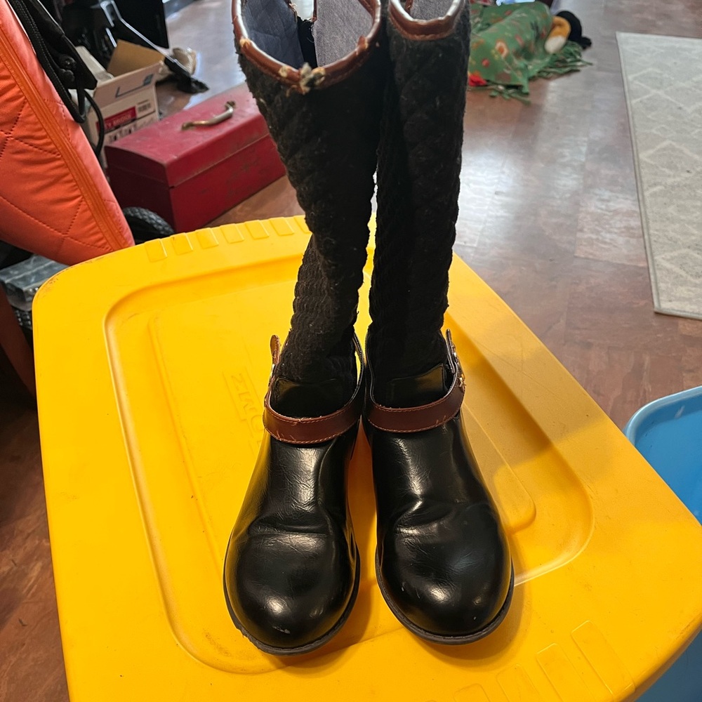 Tommy Hilfiger Black and Brown Woman’s Boots